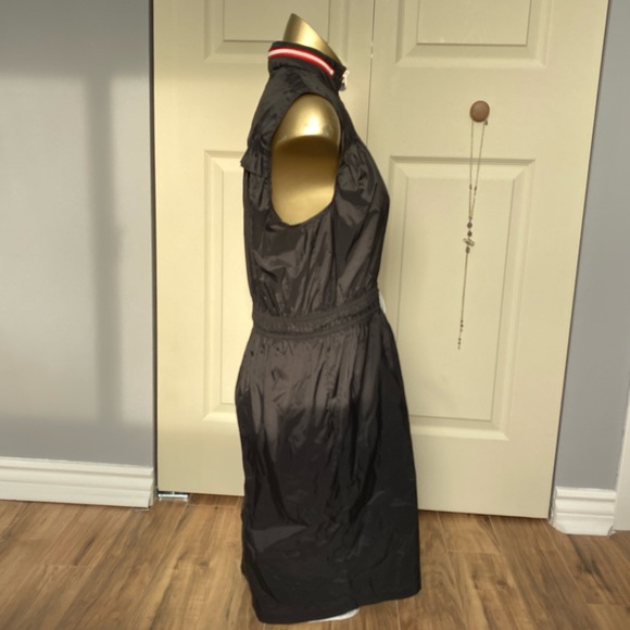 ✨Hunter x Target Zip Front Packable Hooded Dress - Picture 8 of 8